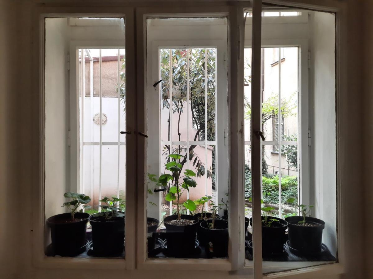 Downtown Prague Minimalistic Room In Flatshare Exterior foto