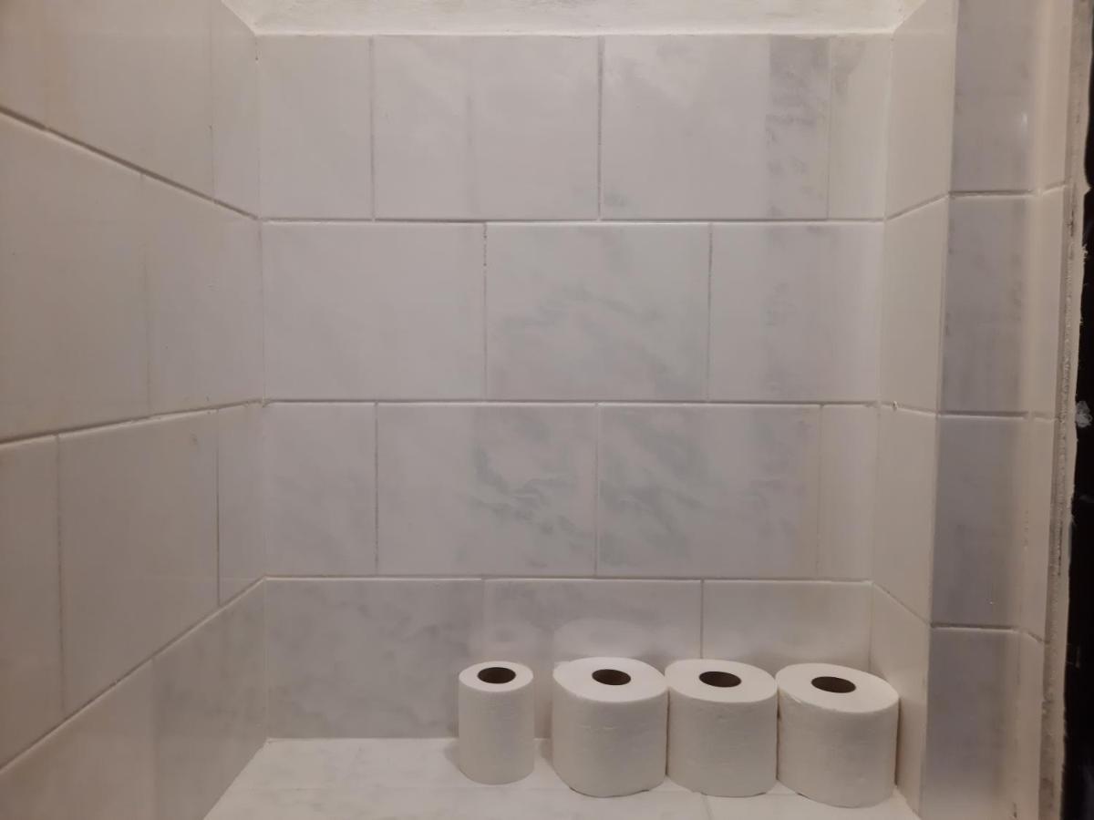 Downtown Prague Minimalistic Room In Flatshare Exterior foto